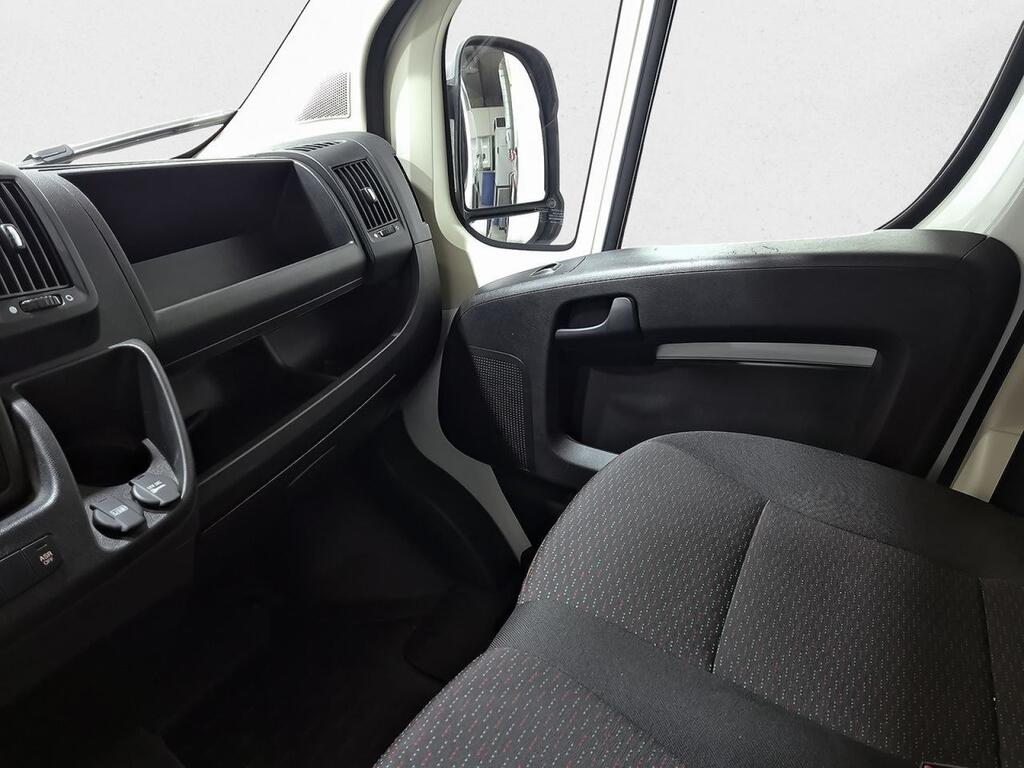 Citroën Jumper FG 2.2 BLUEHDI 140 35 L2H2 4P 26