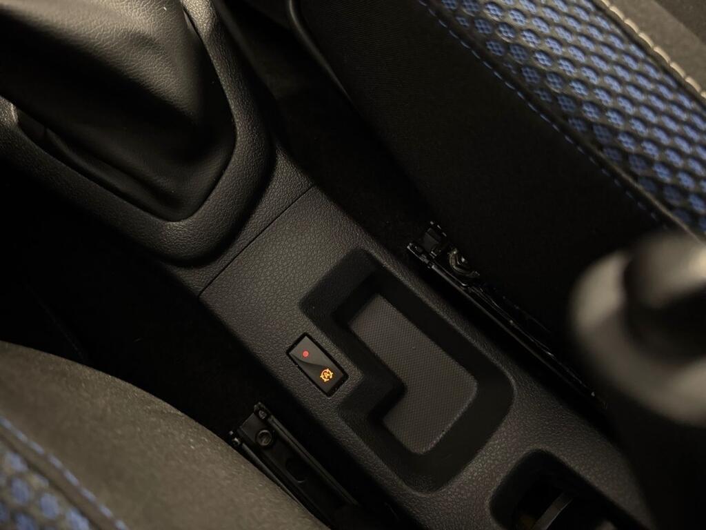 Dacia Sandero Stepway Essential Blue dCi 70kW (95CV) 18