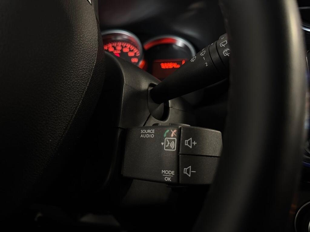 Dacia Sandero Stepway Essential Blue dCi 70kW (95CV) 16