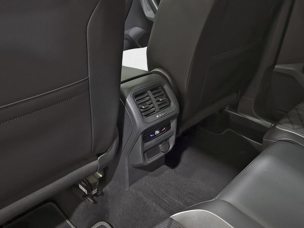 Volkswagen Tiguan R-Line 1.5 TSI 110kW (150CV) DSG 36