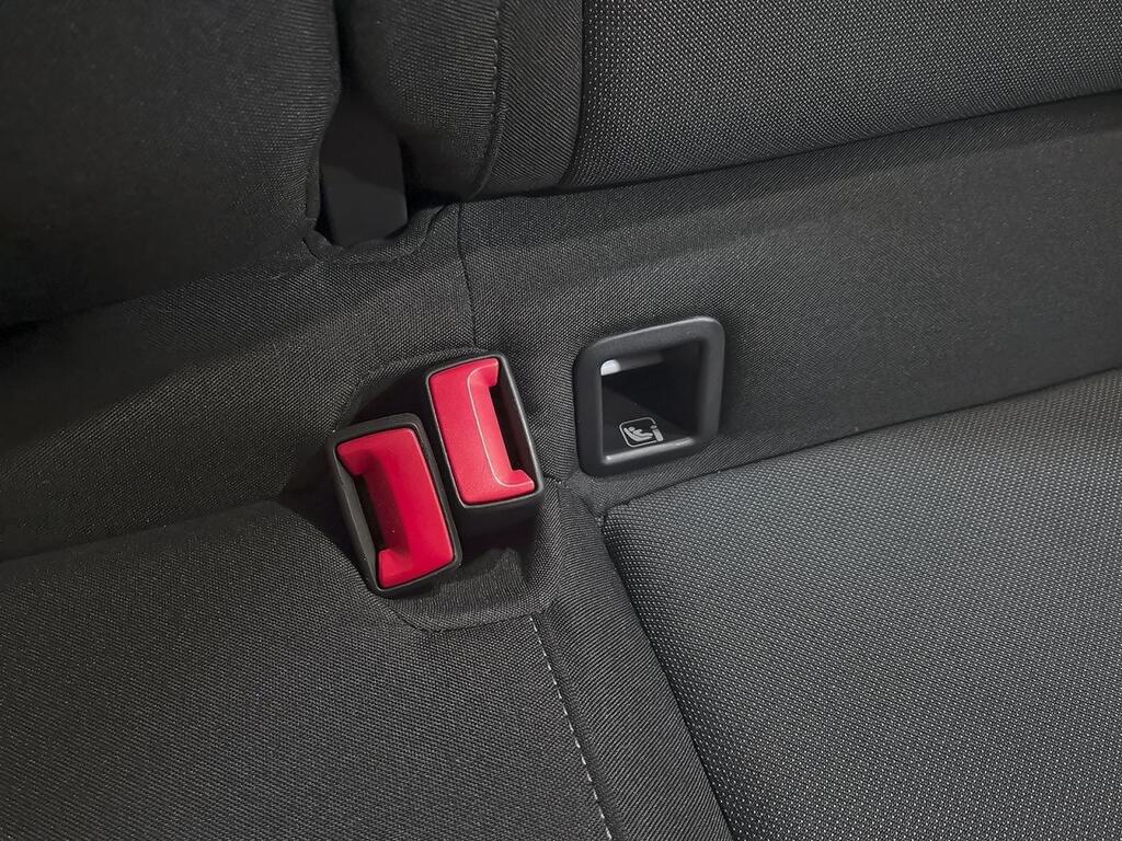 Skoda Fabia 1.0 MPI 59KW (80CV) Selection 29