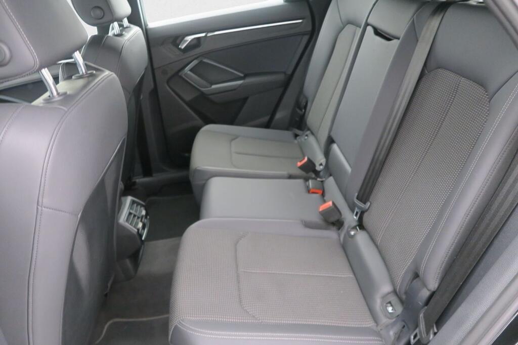 Audi Q3 S LINE 35 2.0 TDI 150 CV S TRONIC 5P 24