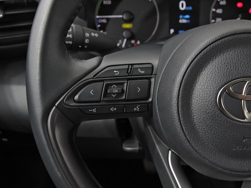 Toyota Yaris ACTIVE PLUS 1.5 VVT-I HEV 116 CV 5P 8