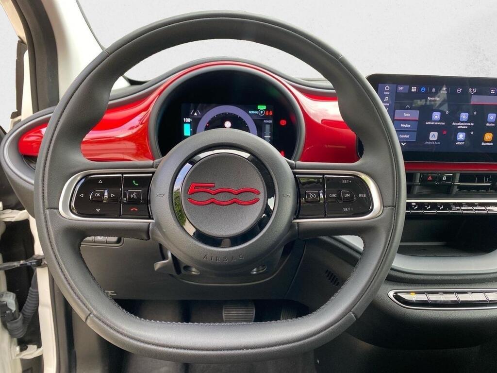 Fiat 500 BEV 42KWH RED 3P 320KMS 9