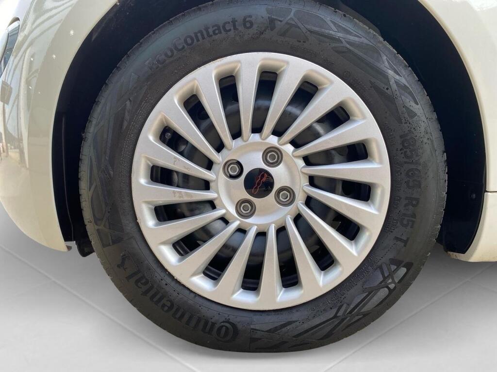 Fiat 500 BEV 42KWH RED 3P 320KMS 8