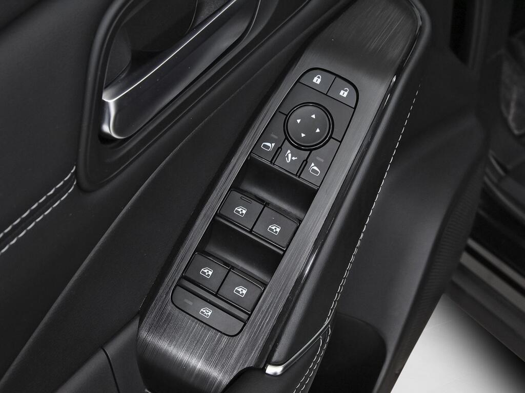 Nissan Qashqai DIG-T 116kW Xtronic N-Connecta 11