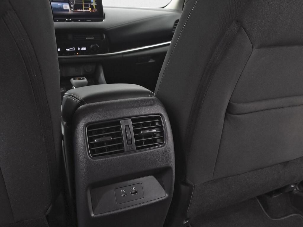 Nissan Qashqai DIG-T 116kW Xtronic N-Connecta 33