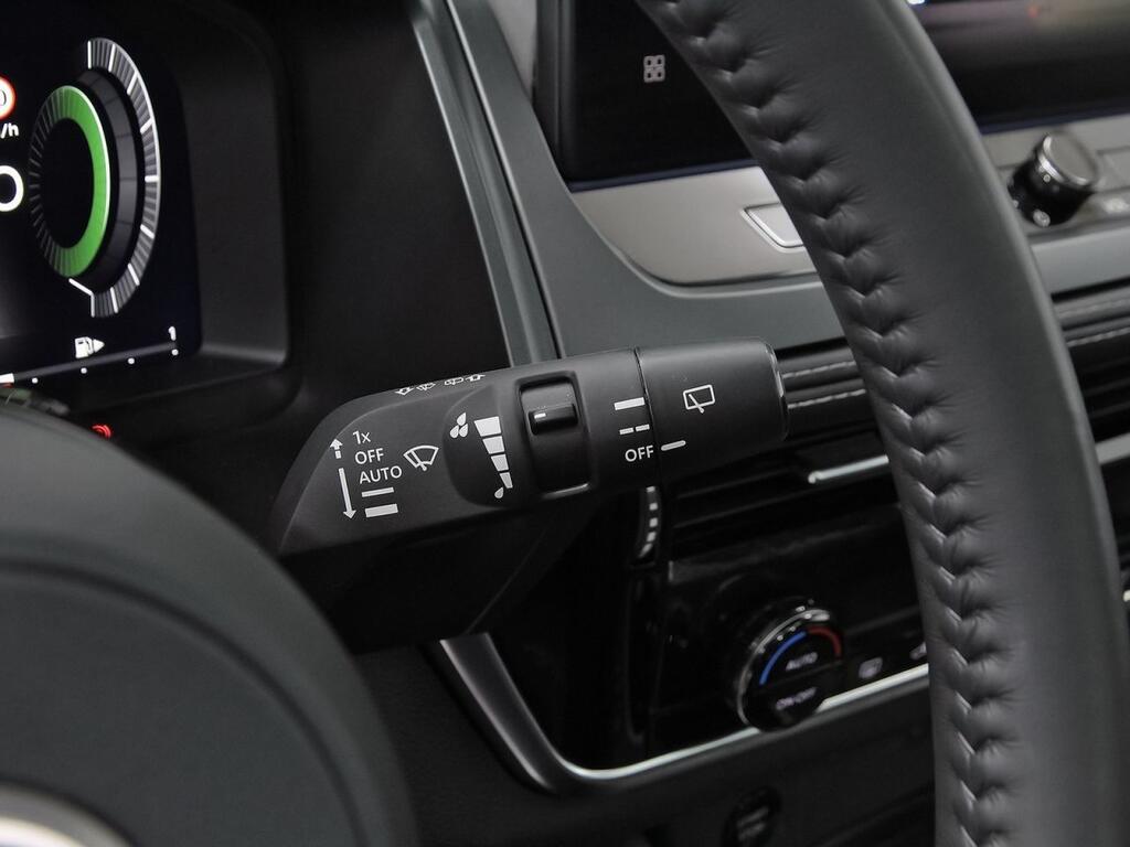 Nissan Qashqai E-POWER 140 KW (190 CV) N-Connecta 16