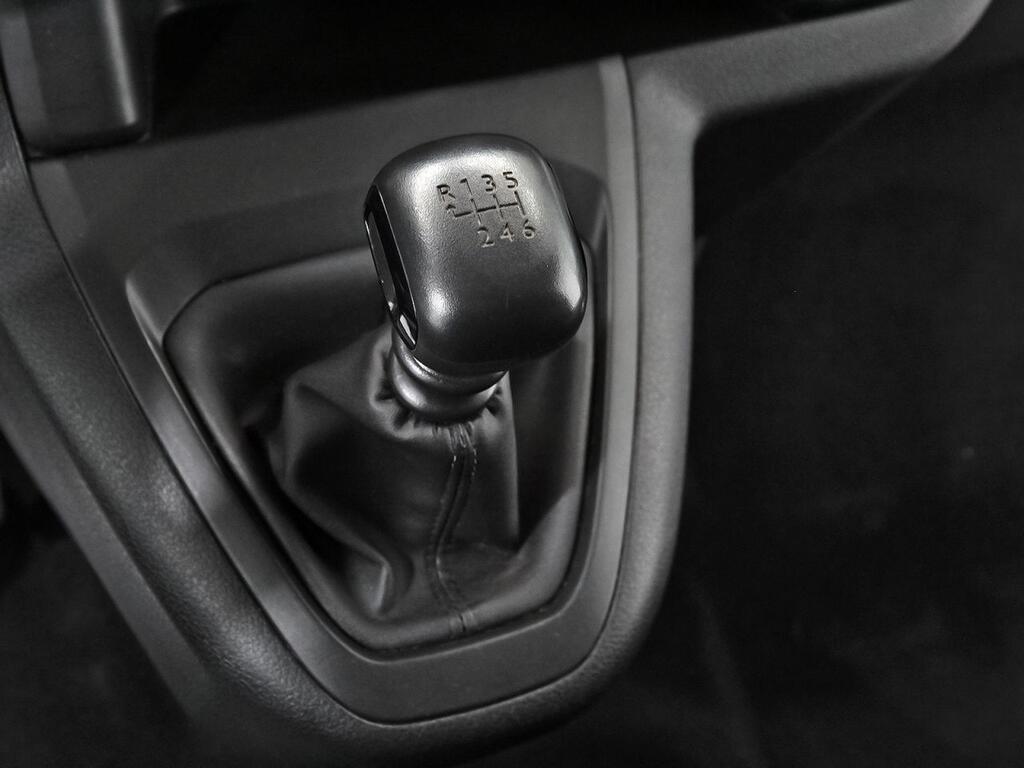 Citroën Spacetourer Talla M BlueHDi 145 S&S 6v Feel 29