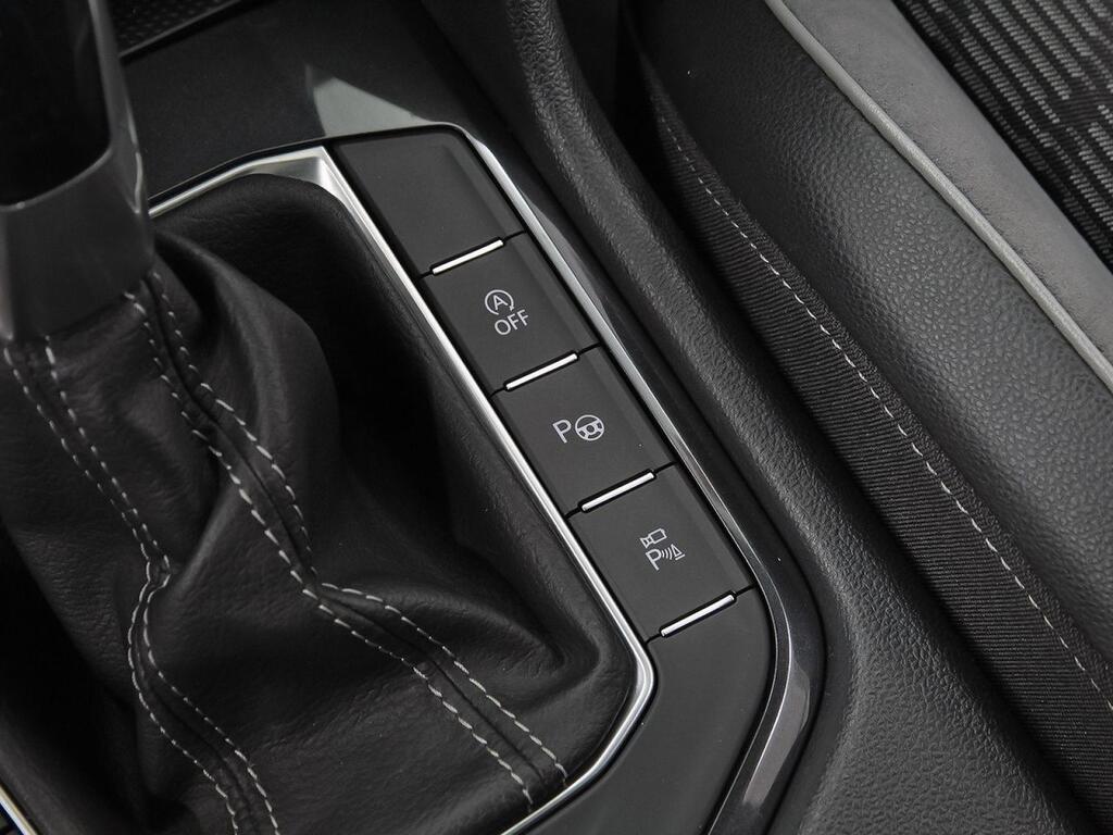 Volkswagen Tiguan R-Line 1.5 TSI 110kW (150CV) DSG 34