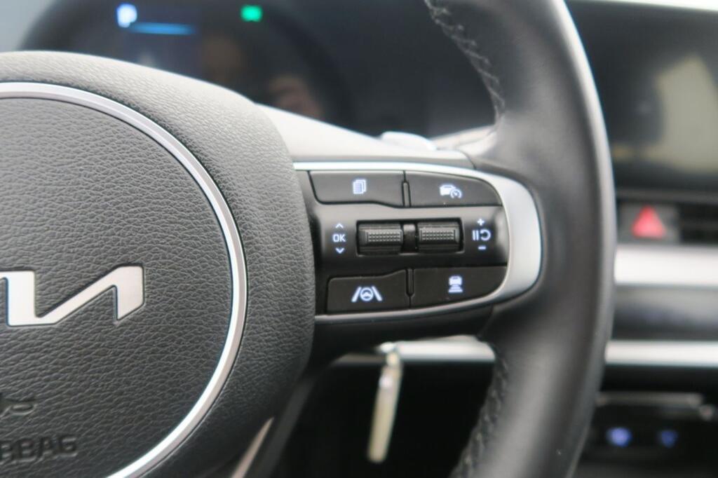 Kia Sportage SUV 1.6 T-GDI HEV DRIVE AUTO 230 5P 13