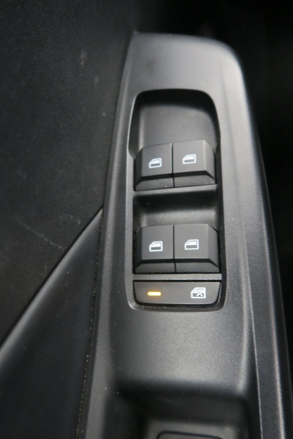 MG MG3 STANDARD 1.5 116 CV 5P 9