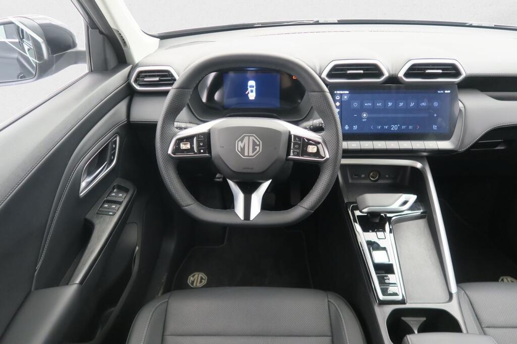 MG ZS LUXURY 1.5 HYBRID+ 197 CV 5P 20