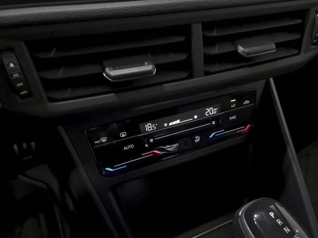 Volkswagen Taigo R-Line 1.0 TSI 81kW (110CV) DSG 28