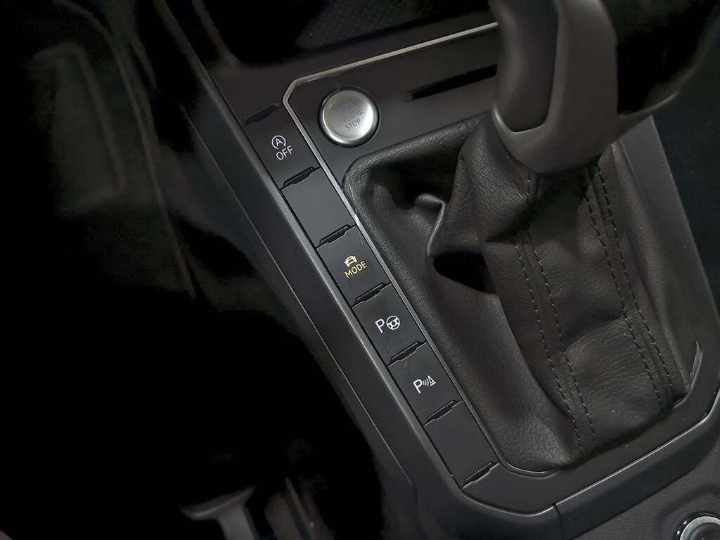 Volkswagen Taigo R-Line 1.0 TSI 81kW (110CV) DSG 31