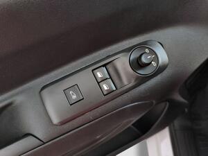 Peugeot Partner *PARTNER FURGON 1.5 BLUEHDI 100 STANDARD 4P 600KG 9