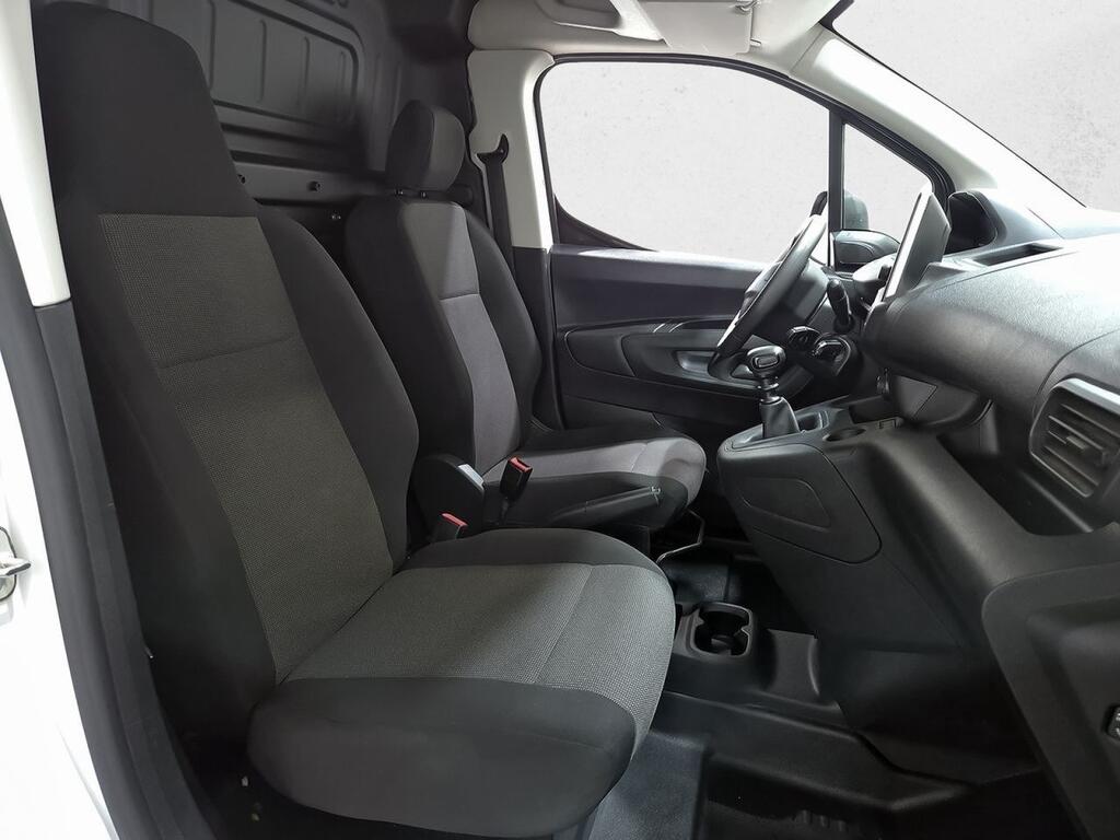 Peugeot Partner *PARTNER 1.5 BLUEHDI 100 PRO STANDARD 3P 600KG 7