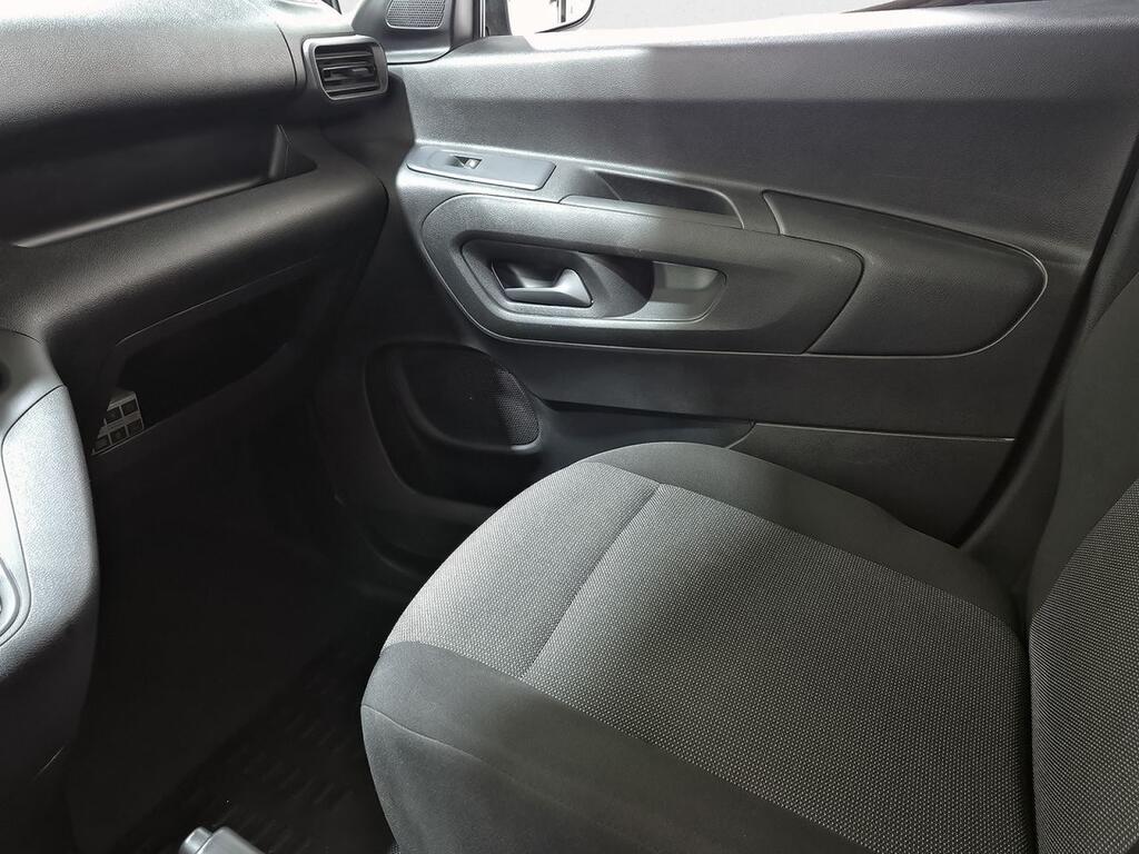 Peugeot Partner *PARTNER 1.5 BLUEHDI 100 PRO STANDARD 3P 600KG 23