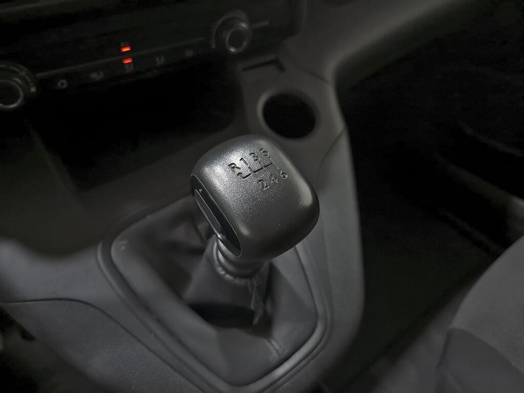 Peugeot Partner *PARTNER 1.5 BLUEHDI 100 PRO STANDARD 3P 600KG 24