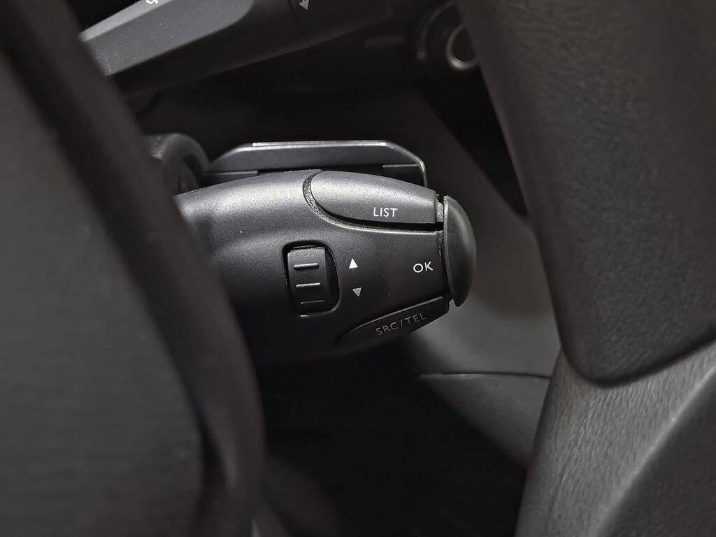 Peugeot Partner *PARTNER 1.5 BLUEHDI 100 PRO STANDARD 3P 600KG 18