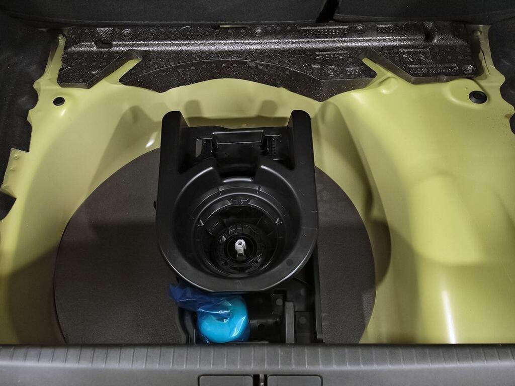 Peugeot 208 Active Puretech 100 38