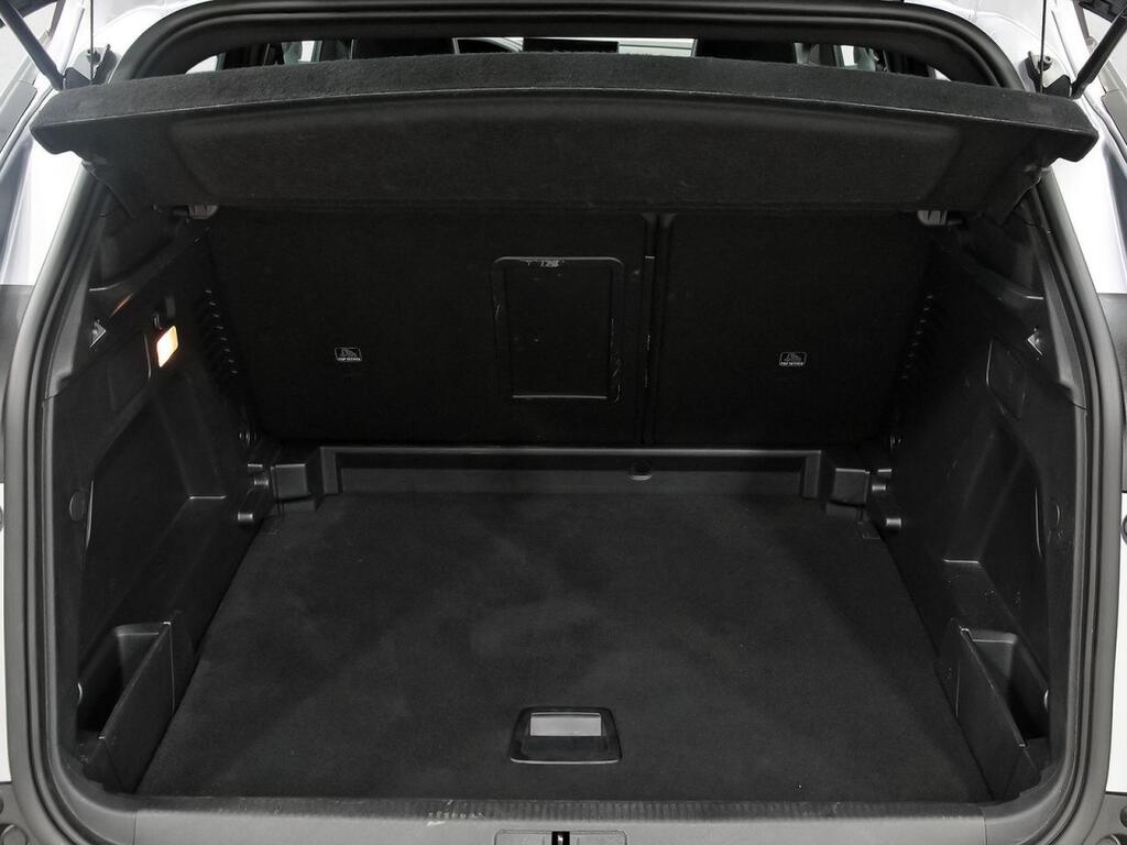 Peugeot 3008 1.2 PureTech 96KW S&S Allure Pack 10