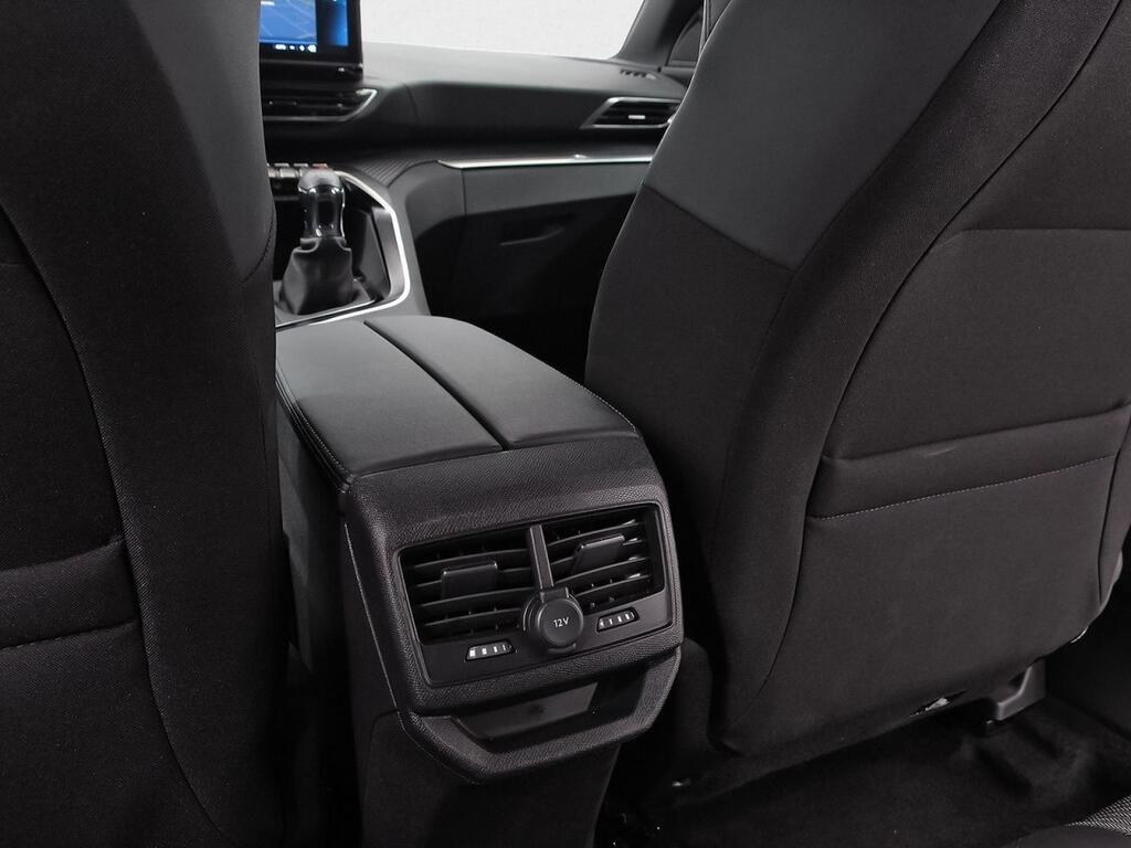 Peugeot 3008 1.2 PureTech 96KW S&S Allure Pack 32