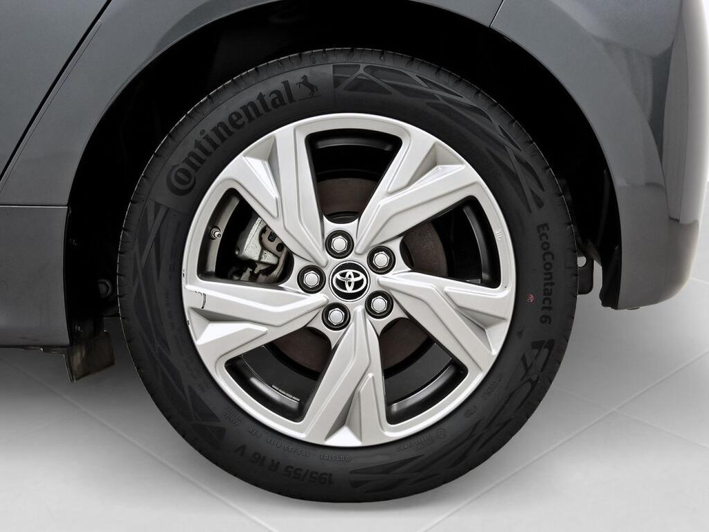 Toyota Yaris 1.5 120H Active Plus 11