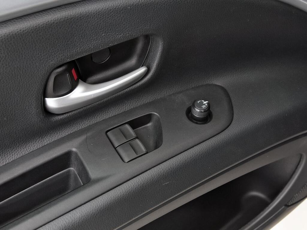 Toyota Aygo X Cross 1.0 VVT-I 72CV Play 10