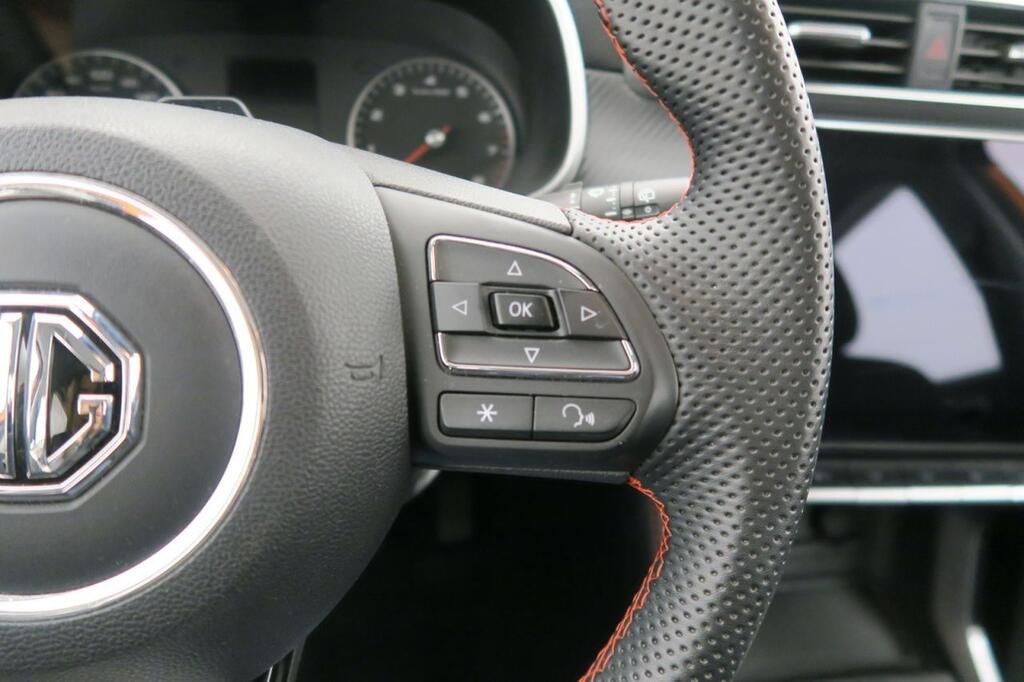 MG ZS COMFORT 1.5 106 CV 5P 17