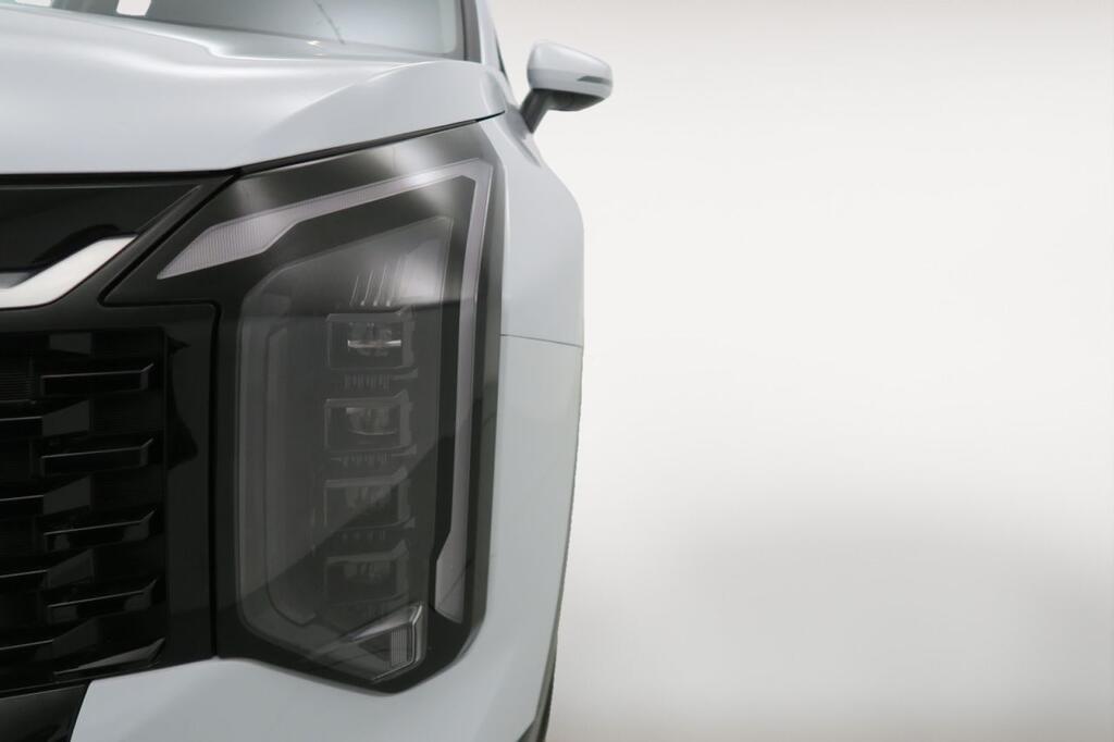 Kia Sportage SUV 1.6 T-GDI HEV TECH AUTO 215 5P 23