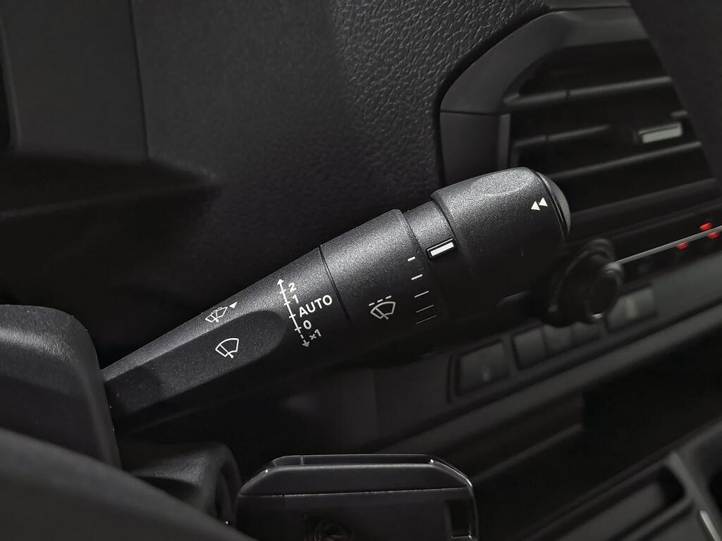 Peugeot Expert BEV FURGON 75KWH 136CV E-EXPERT STANDARD 4P 17