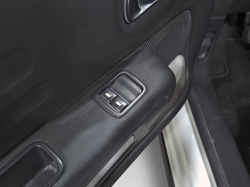 Citroën C3 PureTech 60KW (83CV) Feel 11