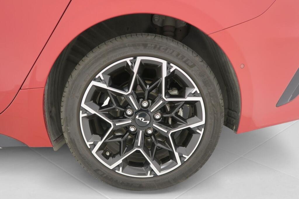 Kia Ceed Familiar 1.0 T-GDI 88KW GT LINE 120 5P 27