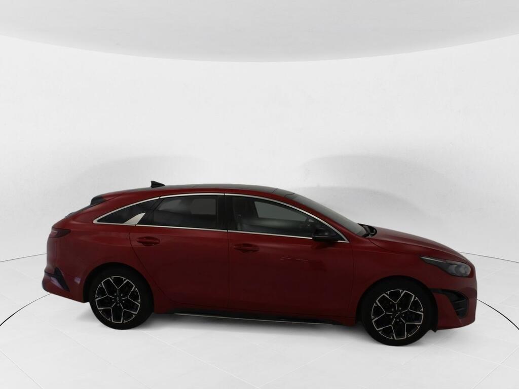 Kia Ceed Familiar 1.0 T-GDI 88KW GT LINE 120 5P 3