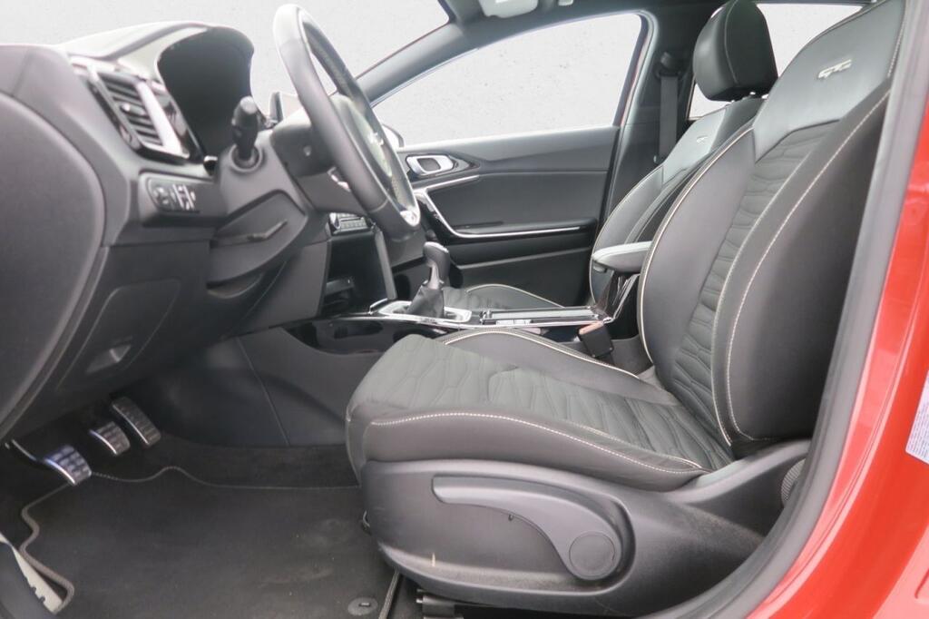 Kia Ceed Familiar 1.0 T-GDI 88KW GT LINE 120 5P 21