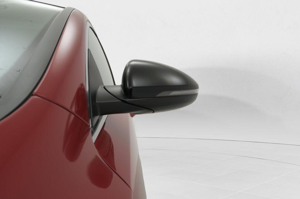 Kia Ceed Familiar 1.0 T-GDI 88KW GT LINE 120 5P 26