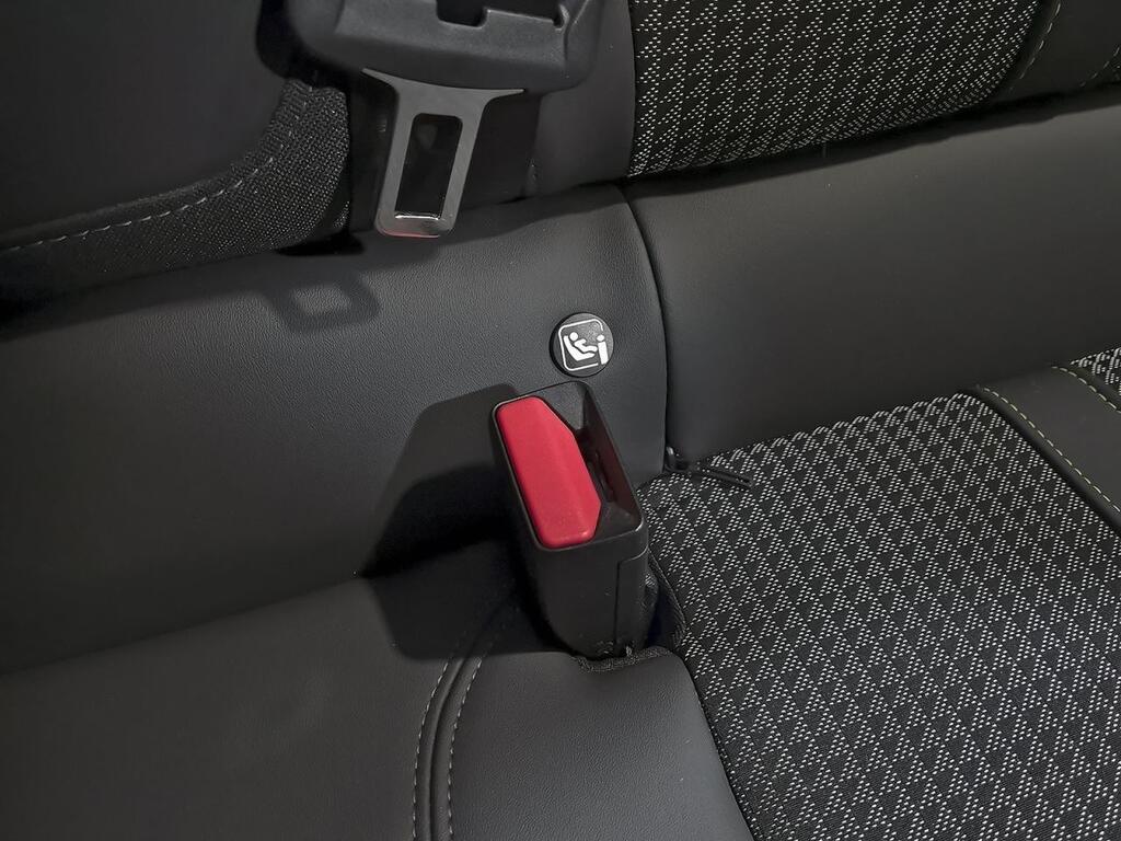 Peugeot 208 GT 1.2 PURETECH 130 CV EAT8 S&S 5P 31