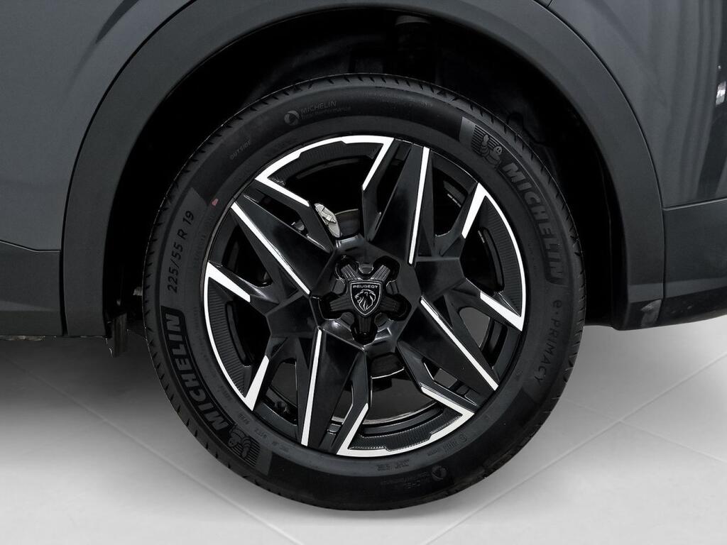 Peugeot 3008 Hybrid 1.2 100KW Allure eDCS6 11