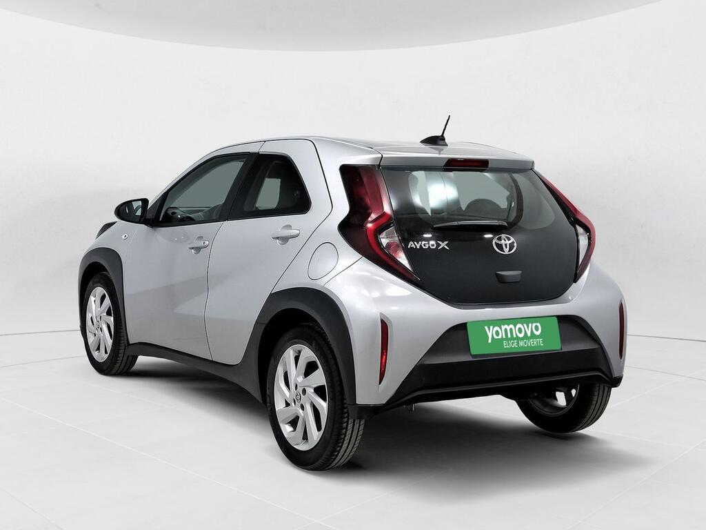 Toyota Aygo X Cross 1.0 VVT-I 72CV Play 2