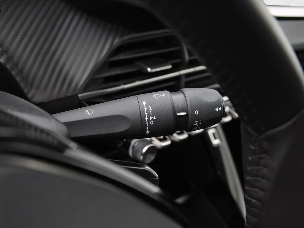 Peugeot 208 Active Puretech 75 18