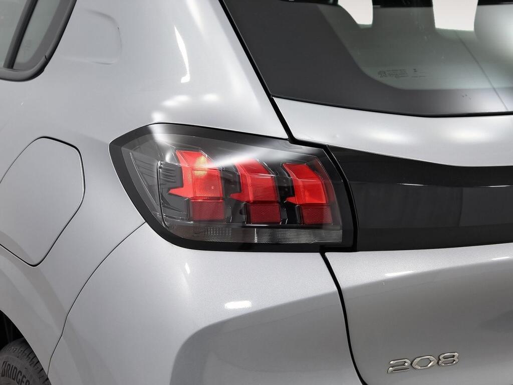 Peugeot 208 Active Puretech 75 31