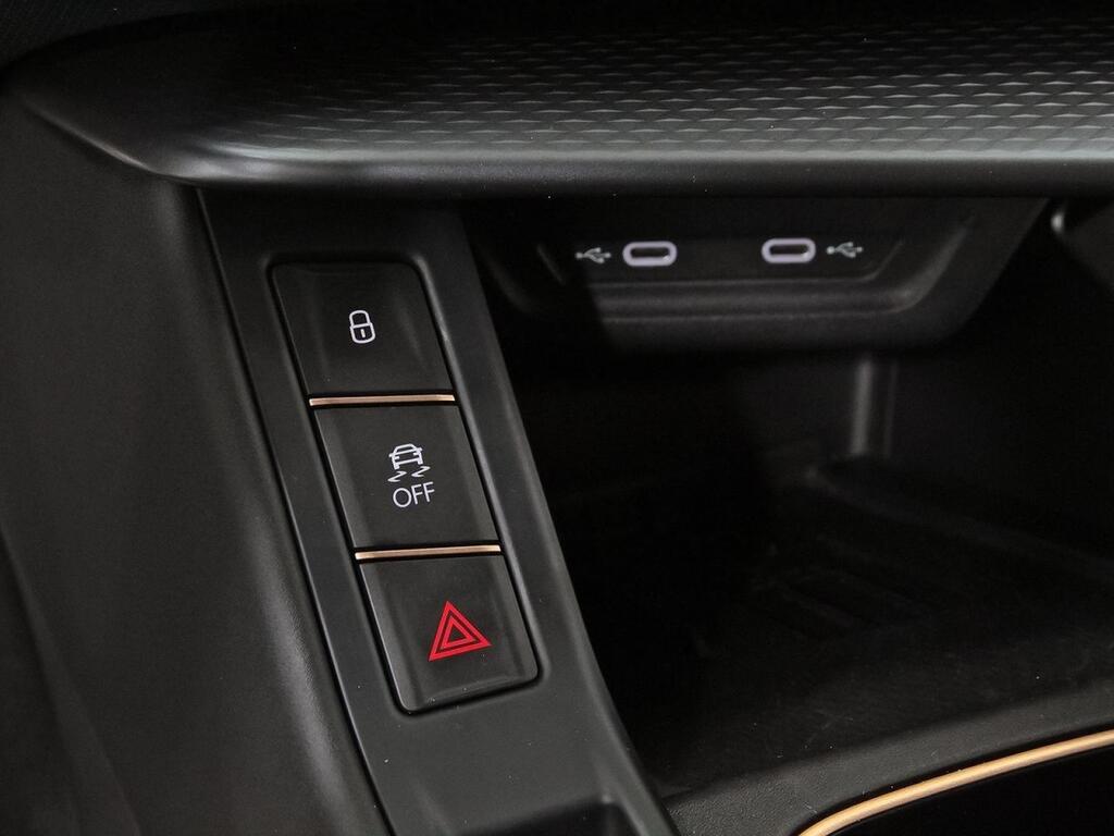 Cupra Terramar 1.5 TSI e-Hybrid 150kW (204 CV) DSG 34