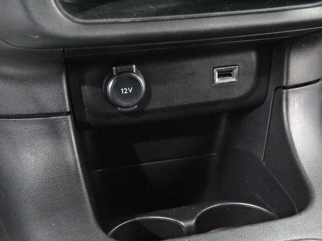 Citroën C3 PureTech 60KW (83CV) Feel 26