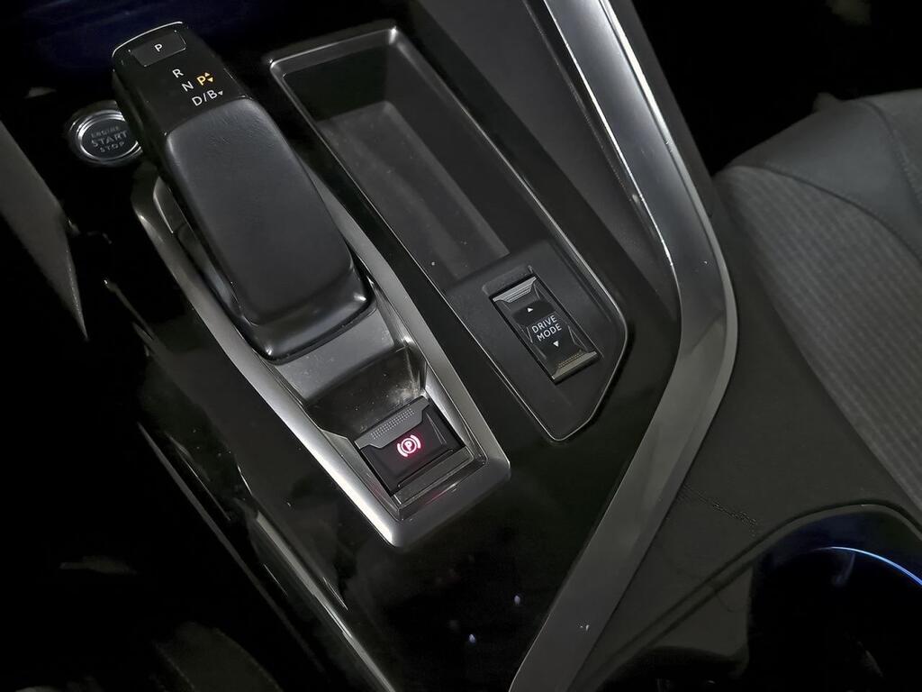 Peugeot 3008 Hybrid 225 e-EAT8 Allure Pack 29