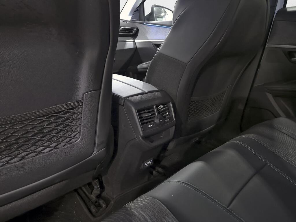 Peugeot 3008 Hybrid 225 e-EAT8 Allure Pack 32