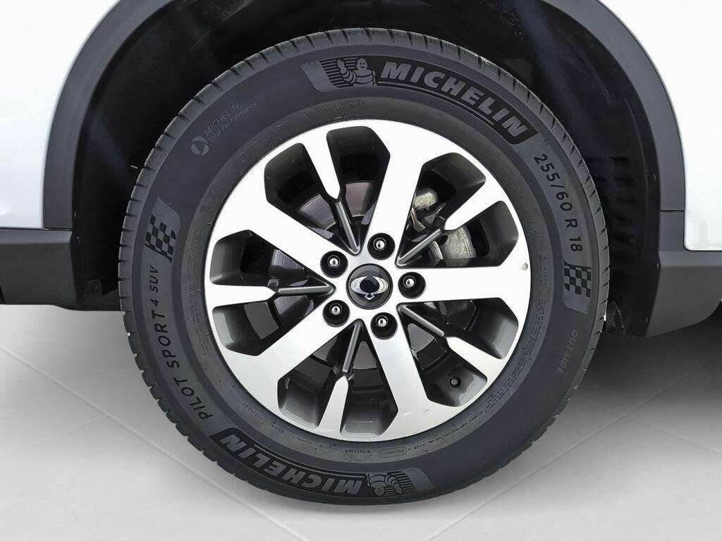 KGM Rexton PREMIUM 2.2 D22DTR 202 CV 4WD AUTO 5P 7 PLAZAS 11