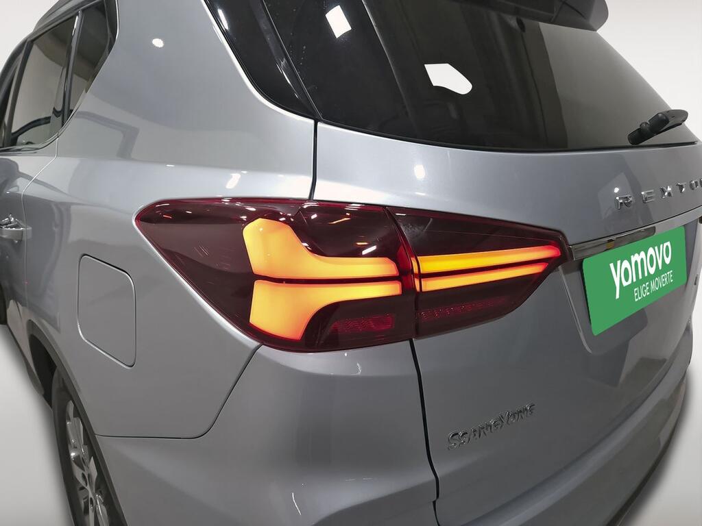 KGM Rexton PREMIUM 2.2 D22DTR 202 CV 4WD AUTO 5P 7 PLAZAS 39