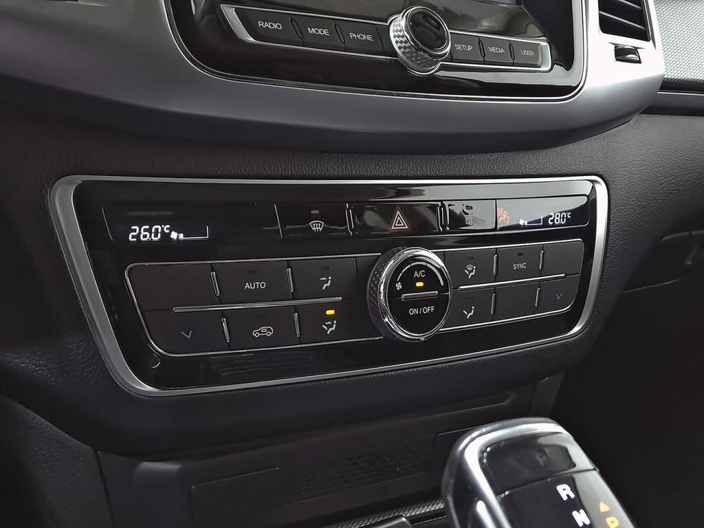 KGM Rexton PREMIUM 2.2 D22DTR 202 CV 4WD AUTO 5P 7 PLAZAS 27