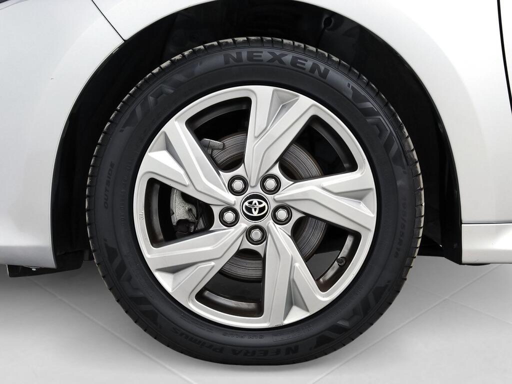 Toyota Yaris 1.5 120H Active Plus 10